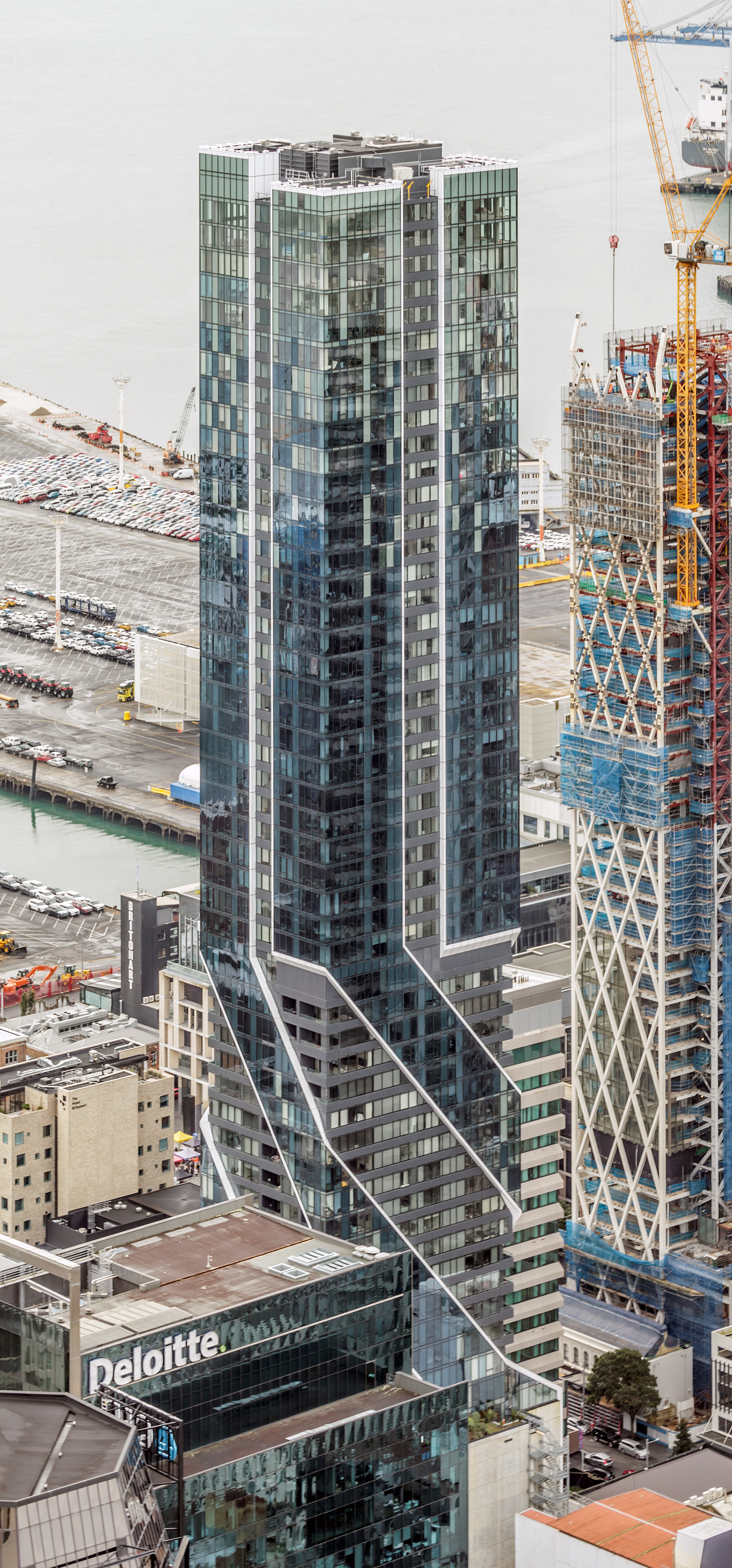 The Pacifica, Auckland - View from Sky Tower. © Mathias Beinling